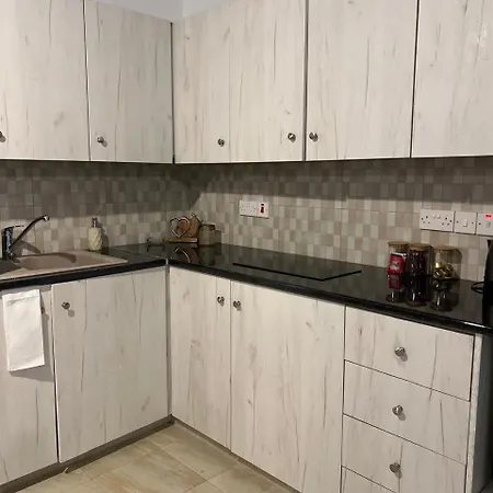 The Mansion By Penelope Pensjonat