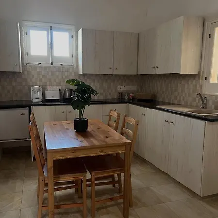 The Mansion By Penelope 3* Omodos